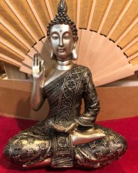 statue bouddha argenté