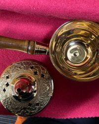 Encensoir en laiton massif doré et son manche en bois